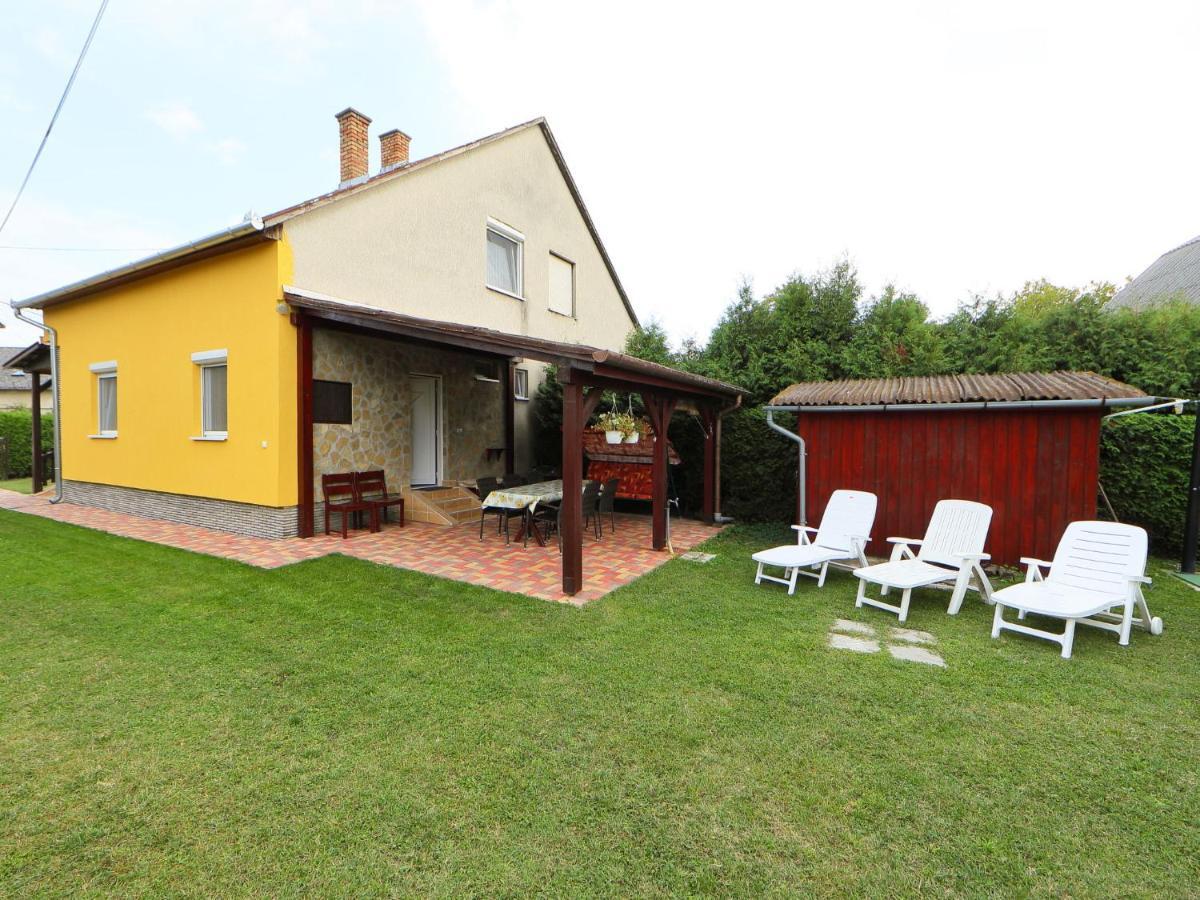 Holiday Home Hibiscus By Interhome Balatonkeresztúr Esterno foto