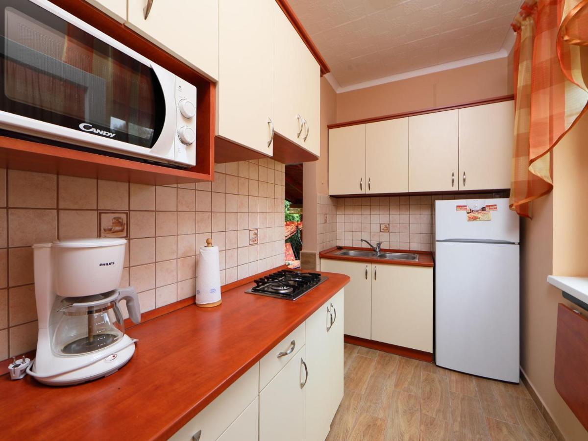 Holiday Home Hibiscus By Interhome Balatonkeresztúr Esterno foto